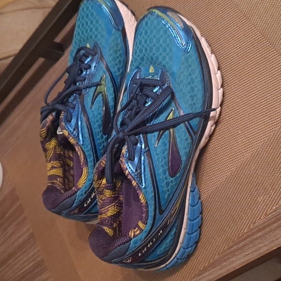 BrooksBrooks Ghost 7 Road-Running Shoes - Women's - Picture 1 of 6